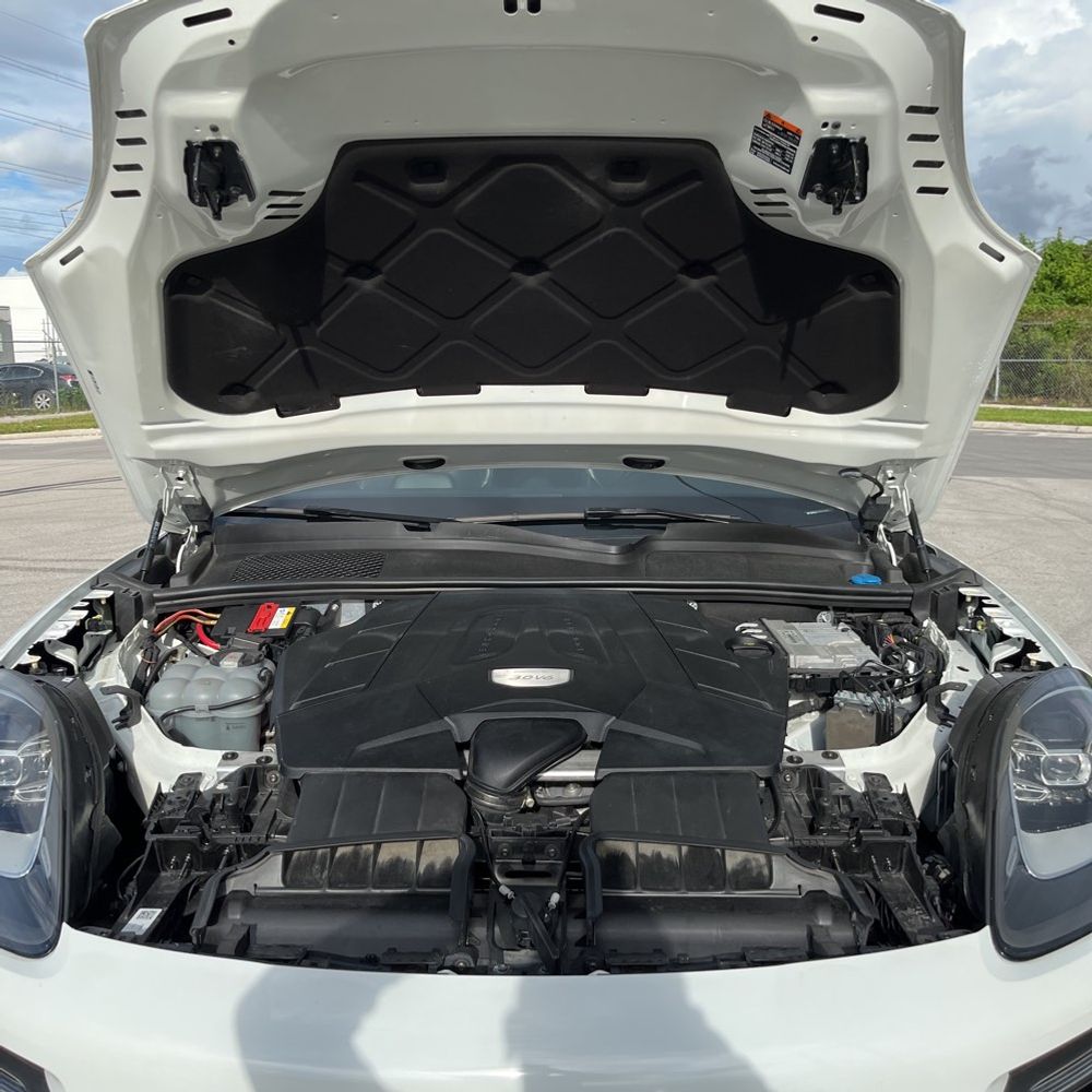 2022 Porsche Cayenne Coupe