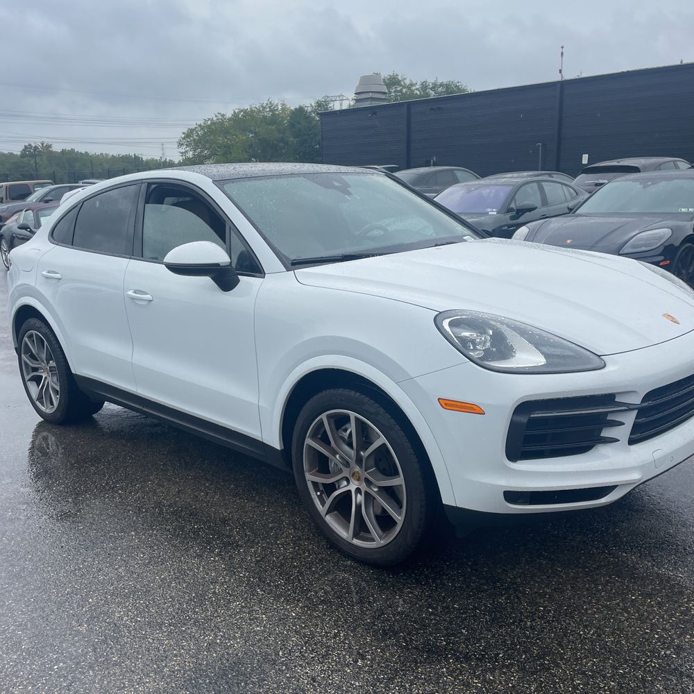 2021 Porsche Cayenne Base