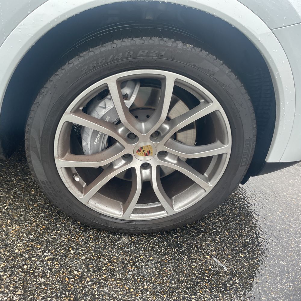 2021 Porsche Cayenne Base