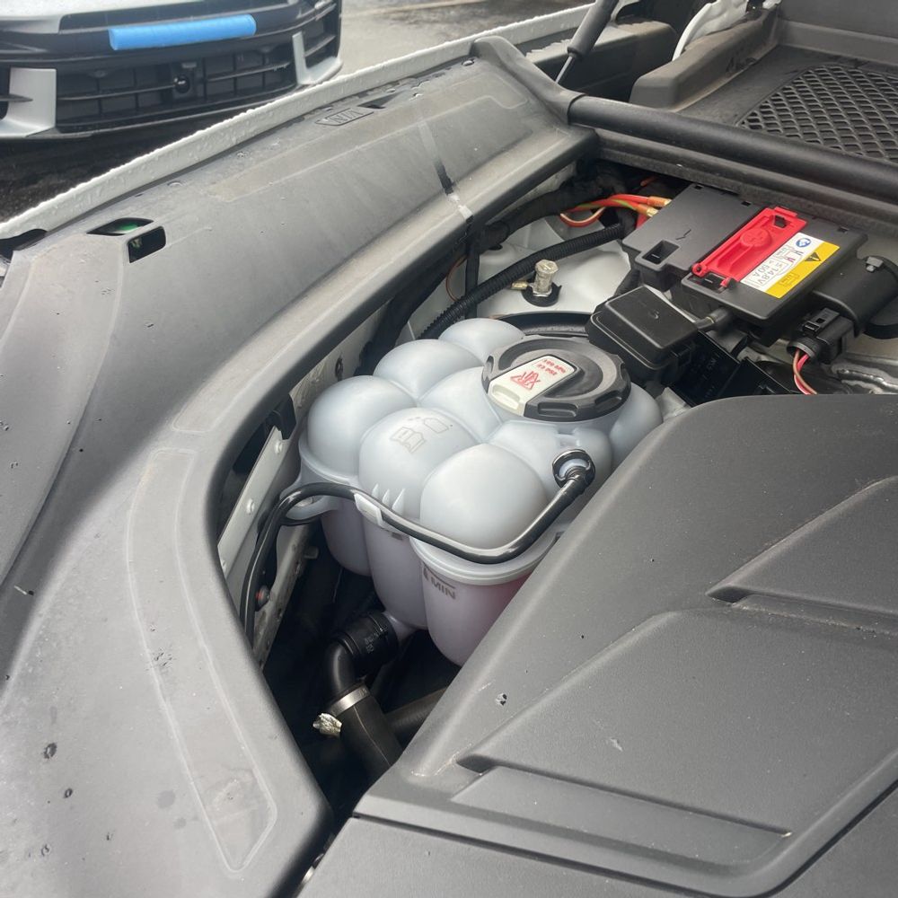 2021 Porsche Cayenne Base