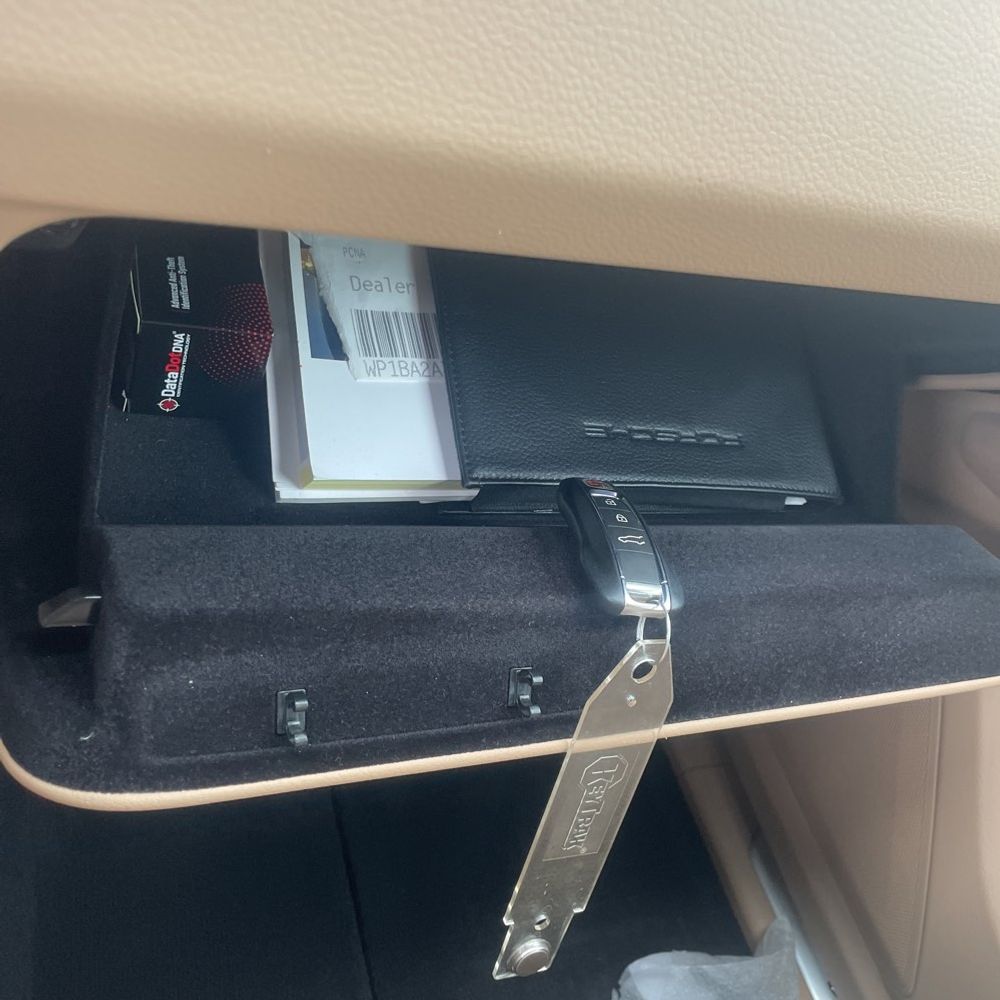 2021 Porsche Cayenne Base