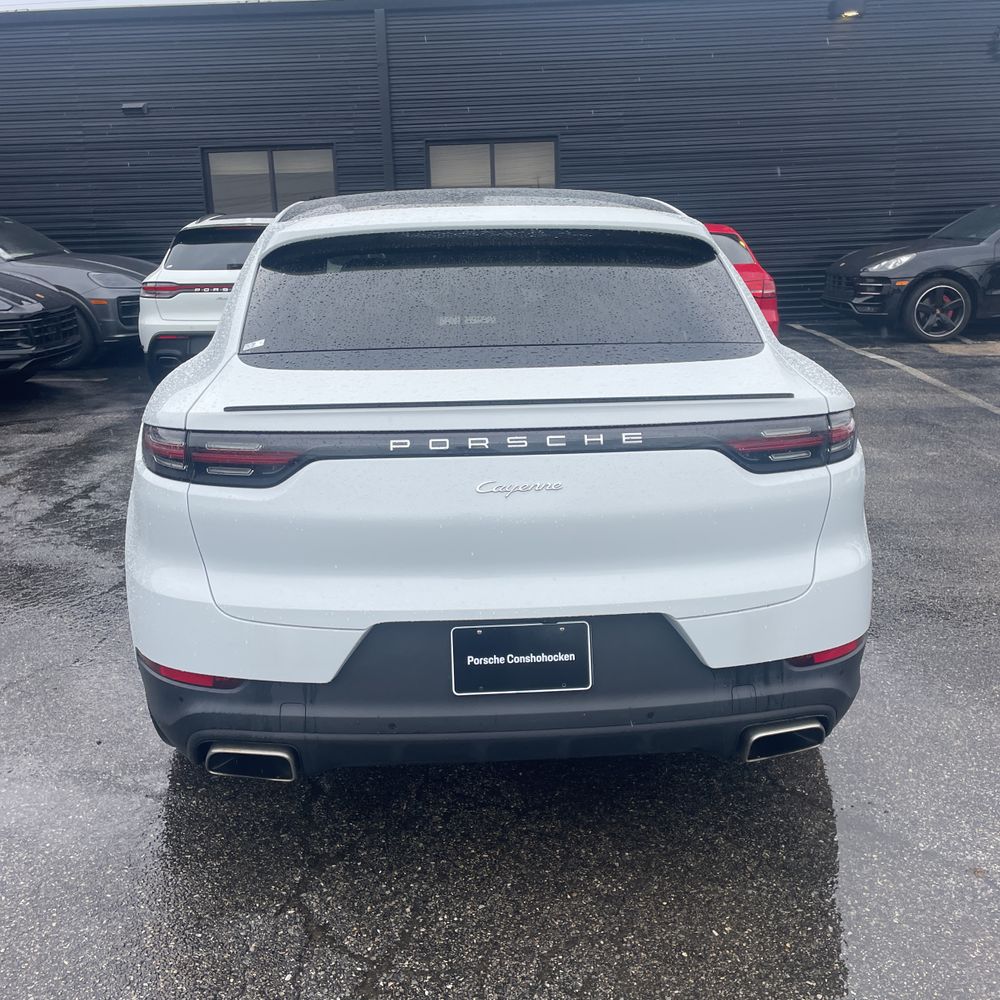 2021 Porsche Cayenne Base