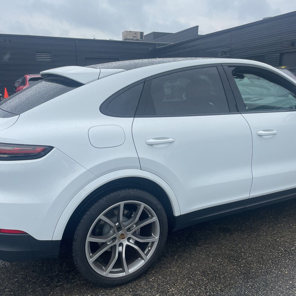 2021 Porsche Cayenne Base