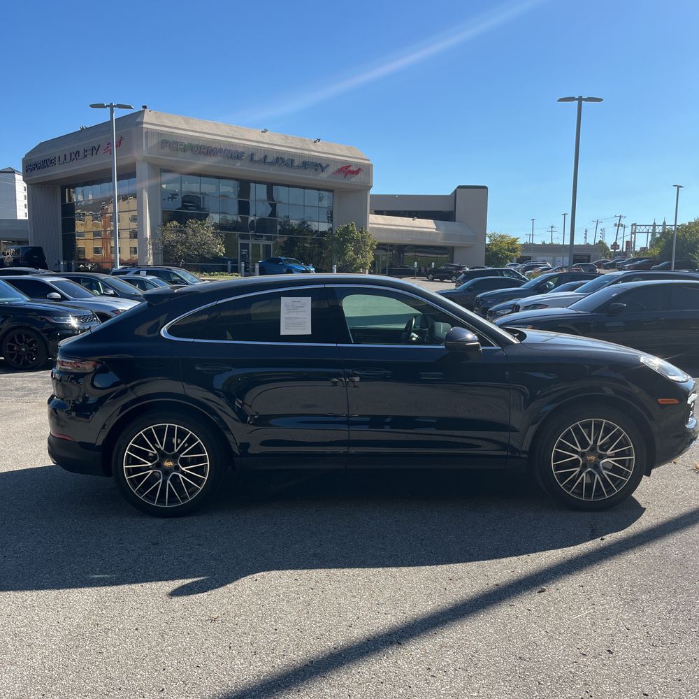 2022 Porsche Cayenne Coupe