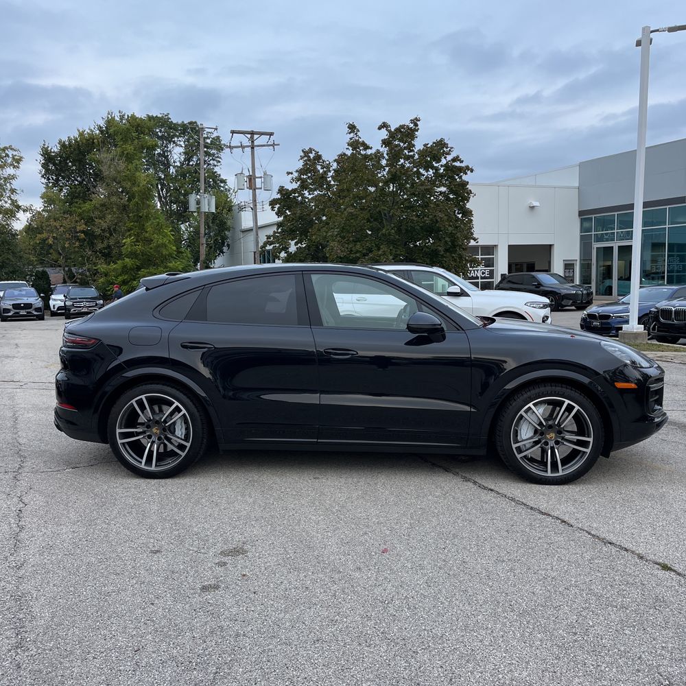 2021 Porsche Cayenne Turbo Coupe