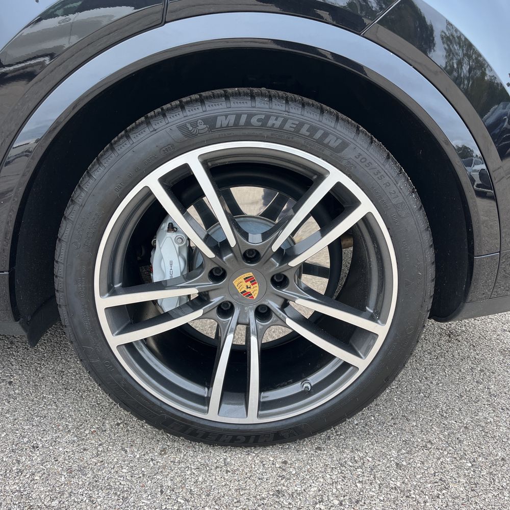 2021 Porsche Cayenne Turbo Coupe
