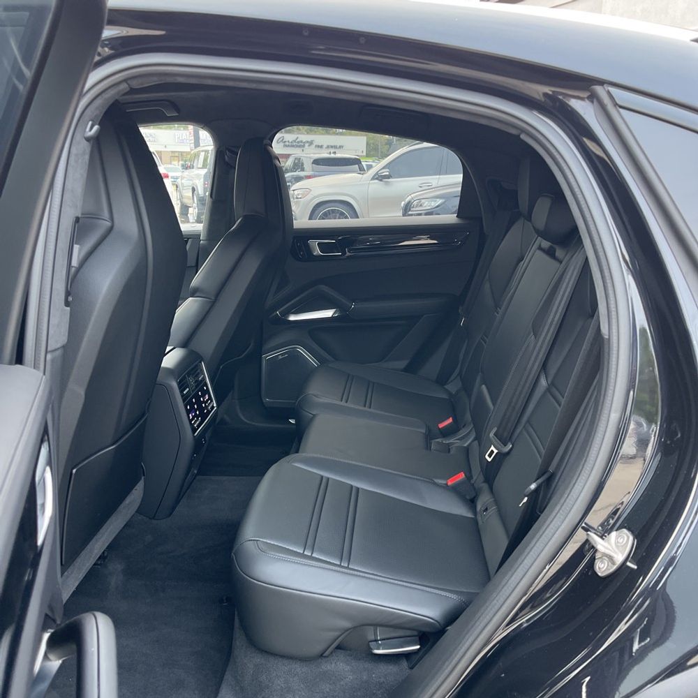2021 Porsche Cayenne Turbo Coupe
