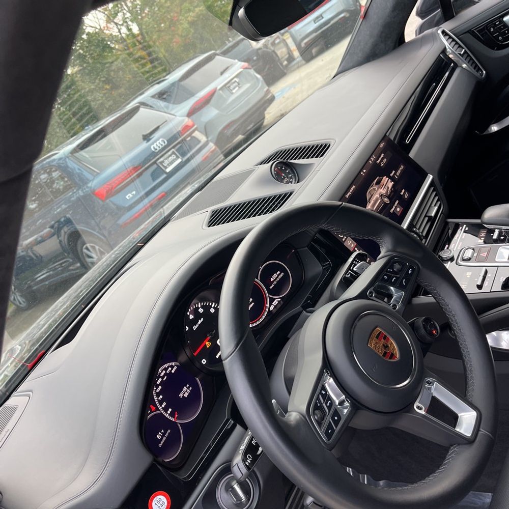 2021 Porsche Cayenne Turbo Coupe
