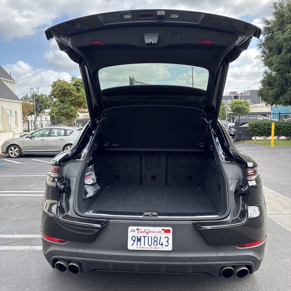 2024 Porsche Cayenne S