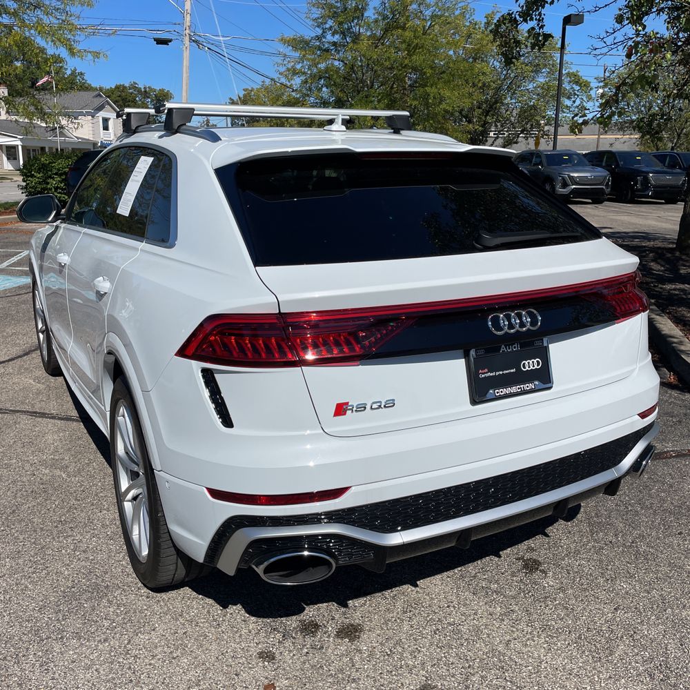 2024 Audi RS Q8 Base