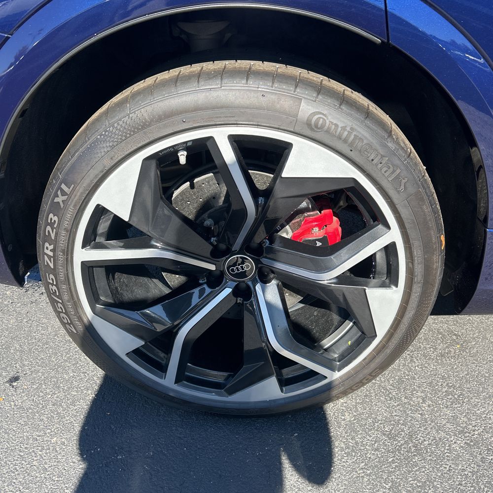 2023 Audi RS Q8