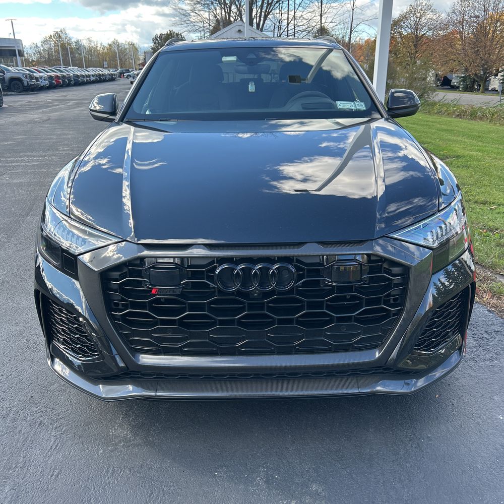 2024 Audi RS Q8 Base