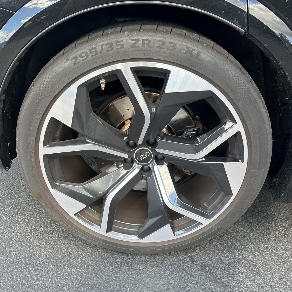 2024 Audi RS Q8 Base
