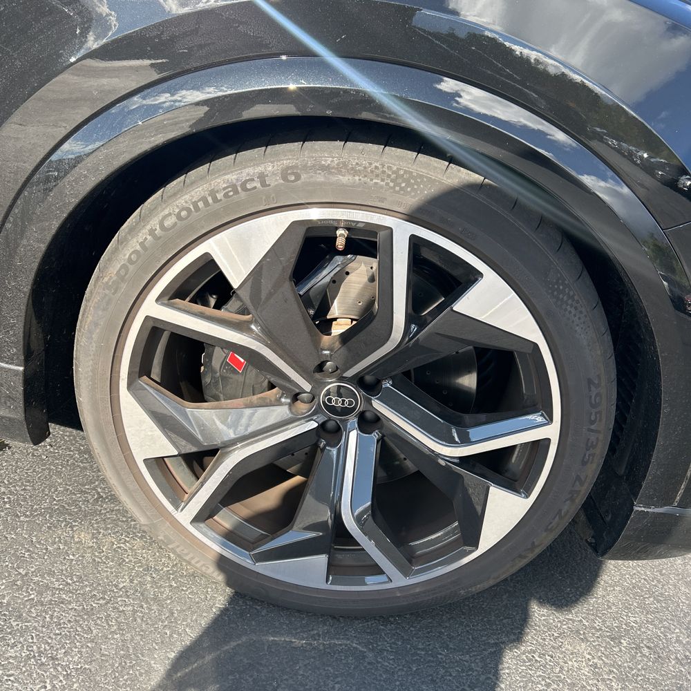 2024 Audi RS Q8 Base