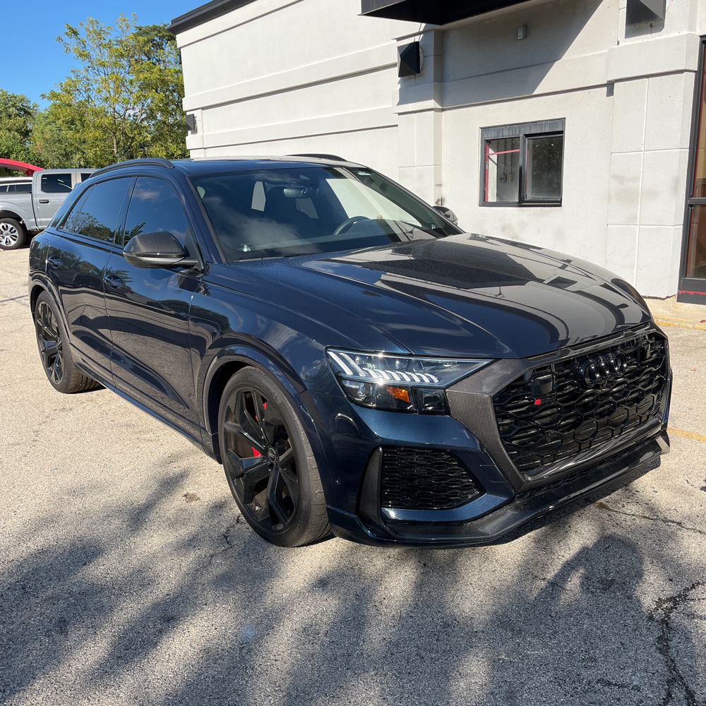 2024 Audi RS Q8 Base