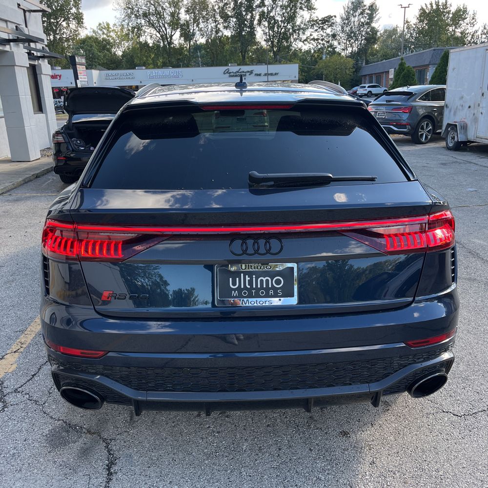 2024 Audi RS Q8 Base