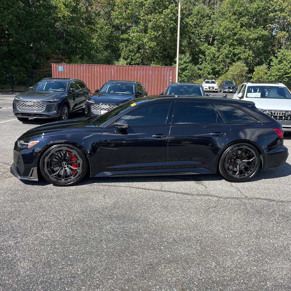 2023 Audi RS 6 Base