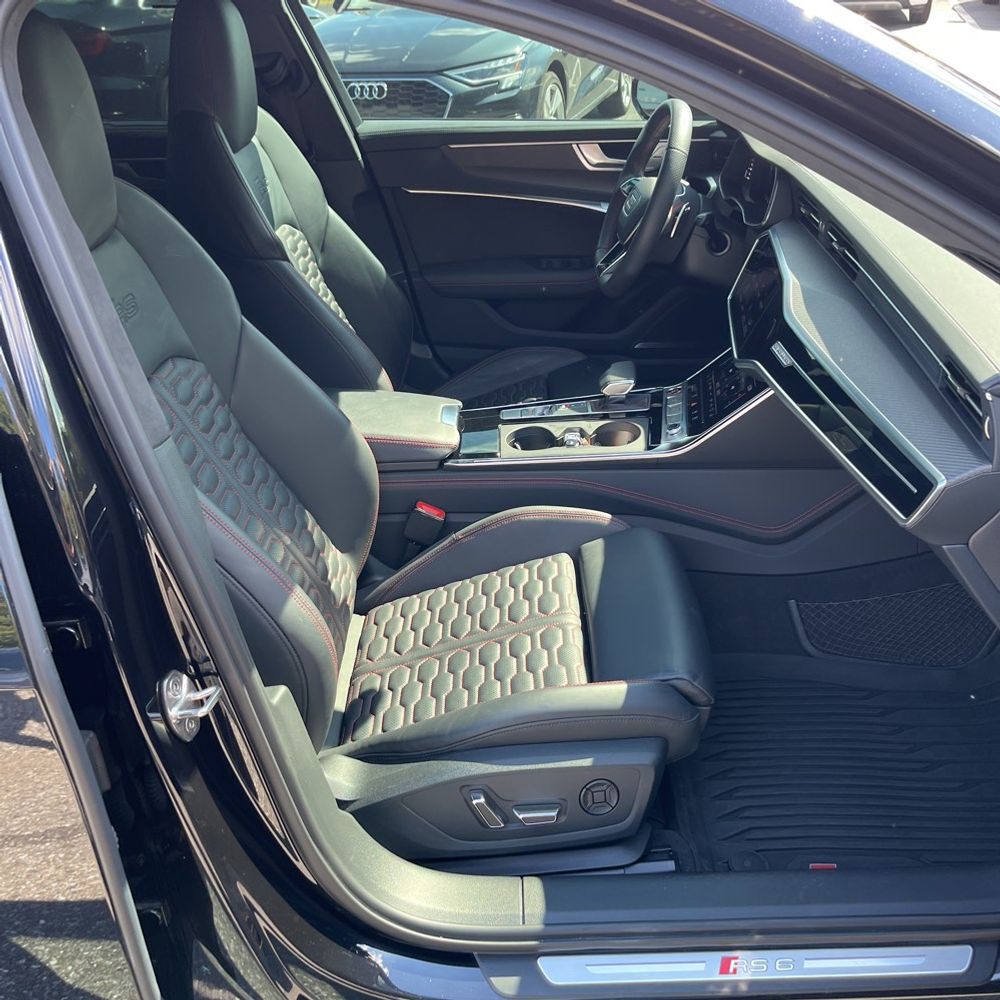 2023 Audi RS 6 Base