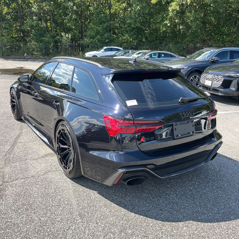 2023 Audi RS 6 Base