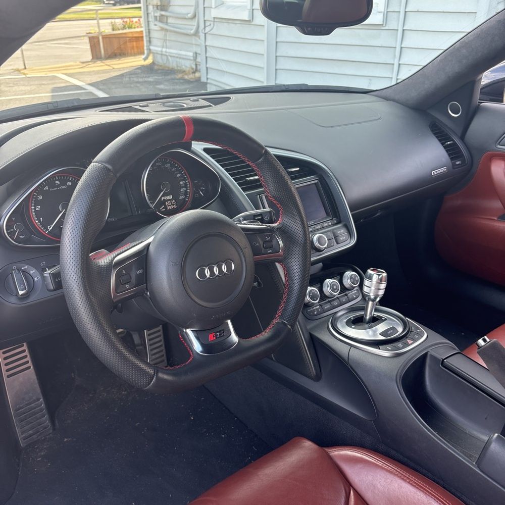 2010 Audi R8