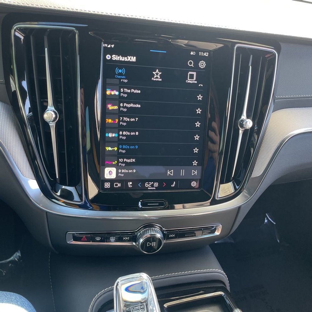 2025 Volvo V60 T8 - Polestar PHEV