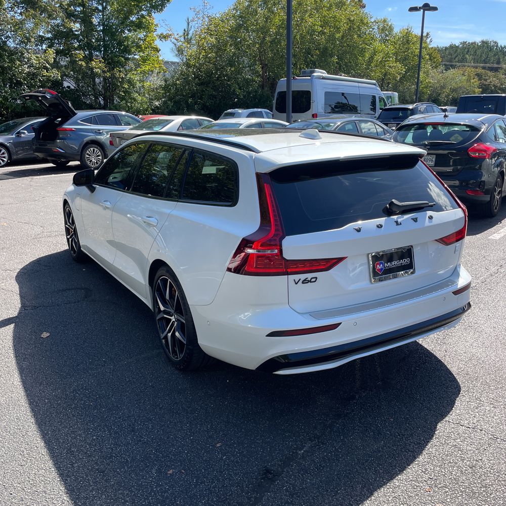 2025 Volvo V60 T8 - Polestar PHEV