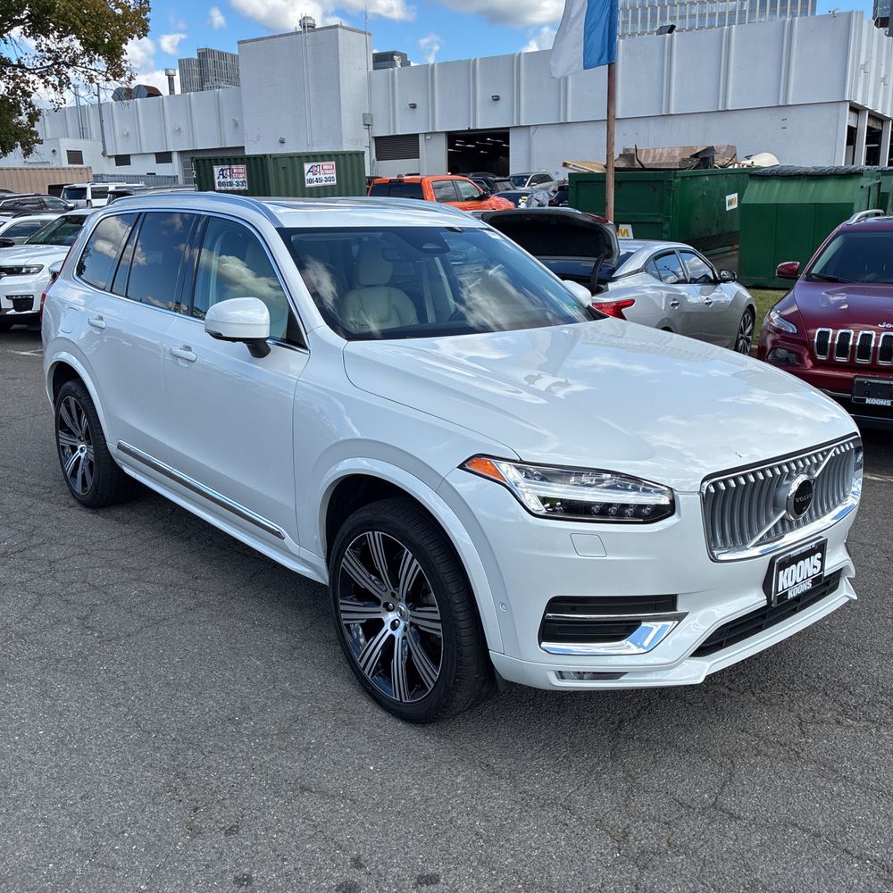 2023 Volvo XC90 B6 - Ultimate