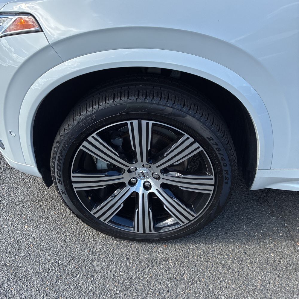 2023 Volvo XC90 B6 - Ultimate