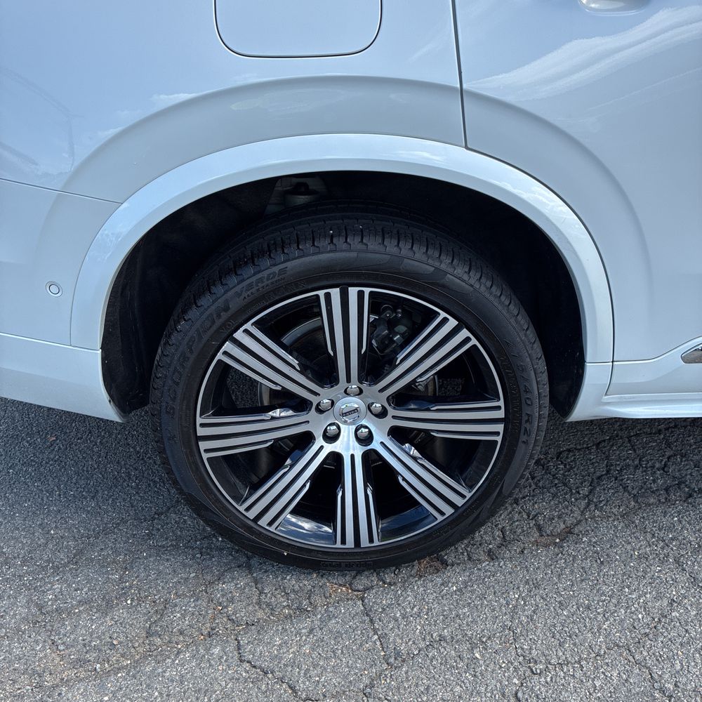 2023 Volvo XC90 B6 - Ultimate