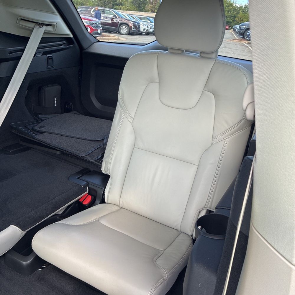 2023 Volvo XC90 B6 - Ultimate