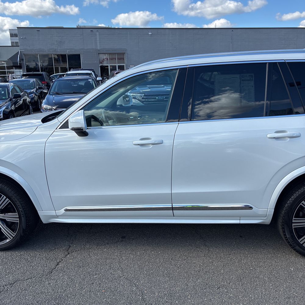 2023 Volvo XC90 B6 - Ultimate