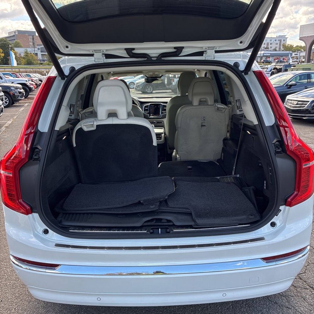 2023 Volvo XC90 B6 - Ultimate
