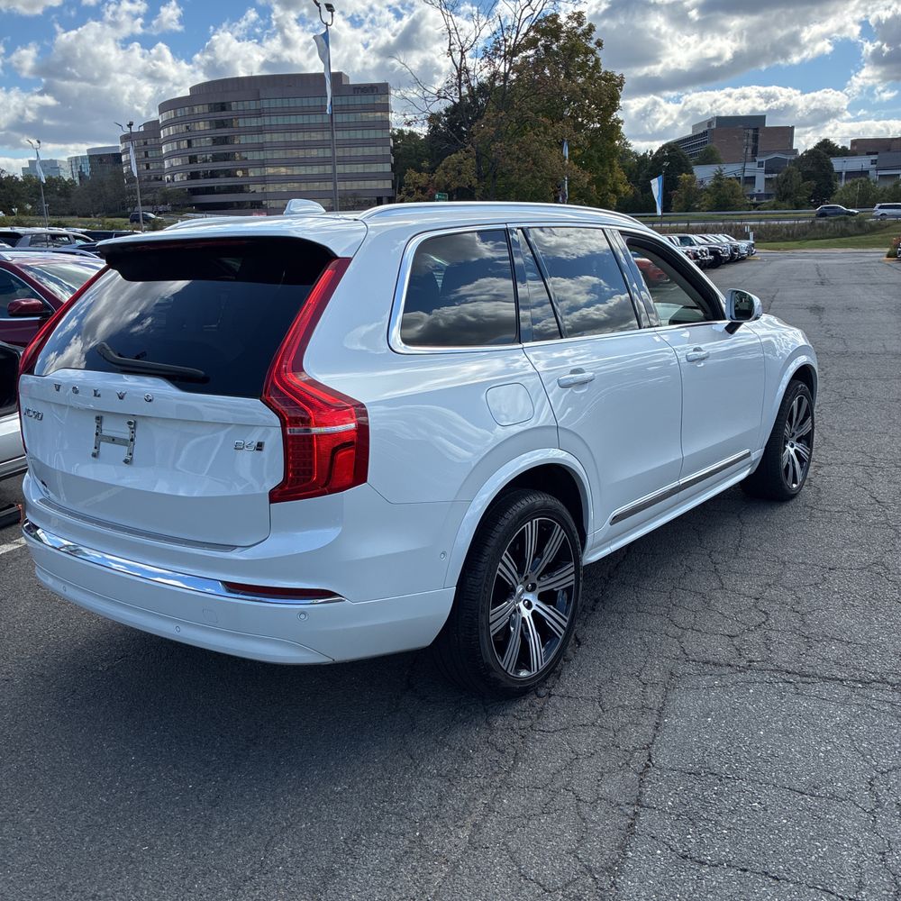 2023 Volvo XC90 B6 - Ultimate