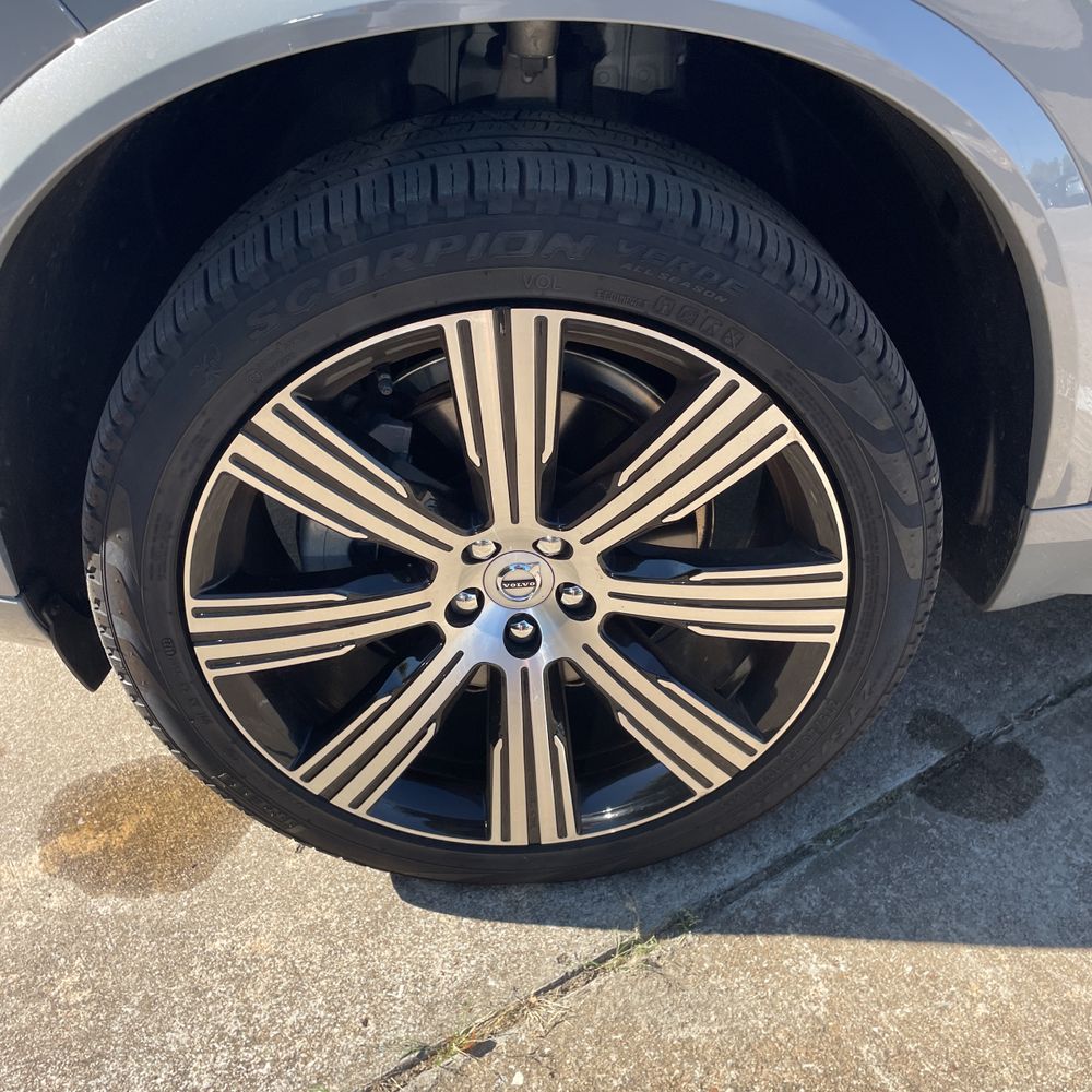 2024 Volvo XC90 B6 - Plus