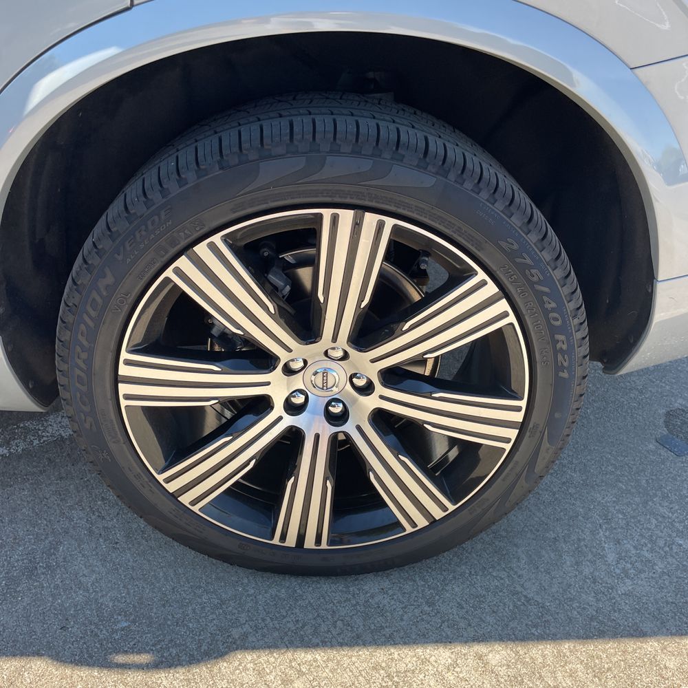 2024 Volvo XC90 B6 - Plus