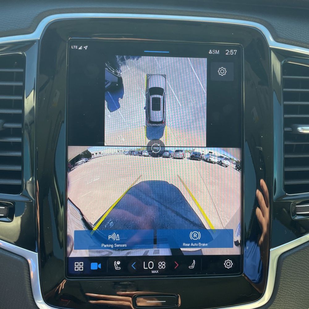 2024 Volvo XC90 B6 - Plus