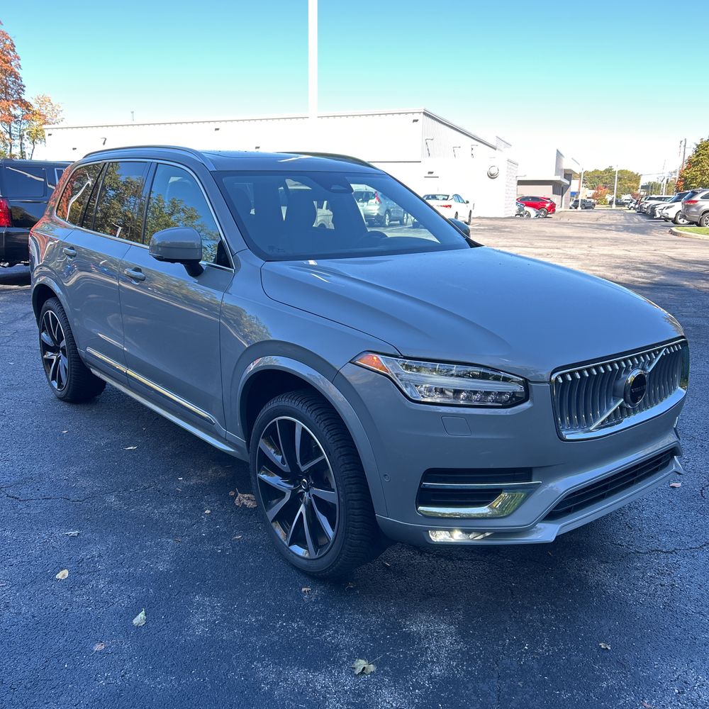 2024 Volvo XC90 B6 - Plus