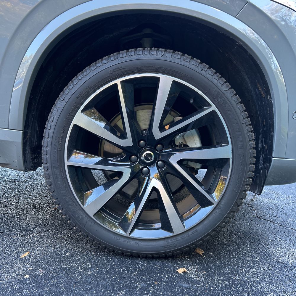 2024 Volvo XC90 B6 - Plus