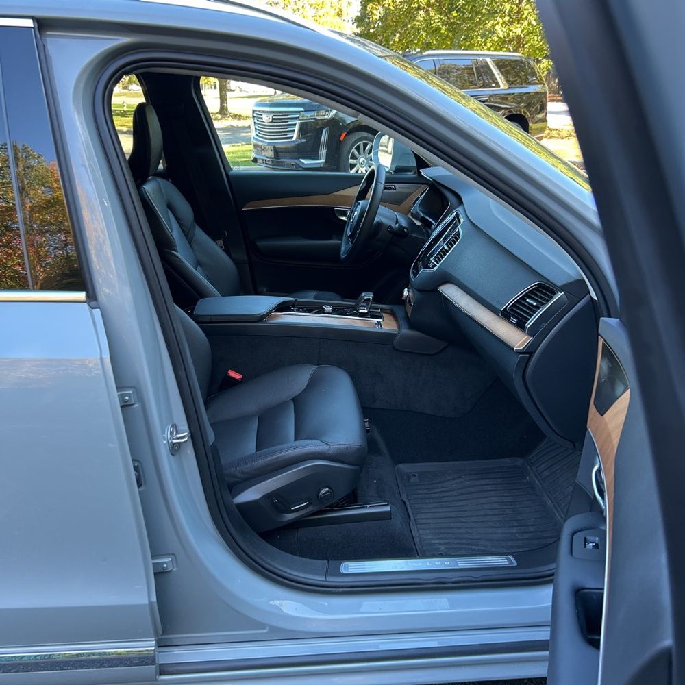 2024 Volvo XC90 B6 - Plus
