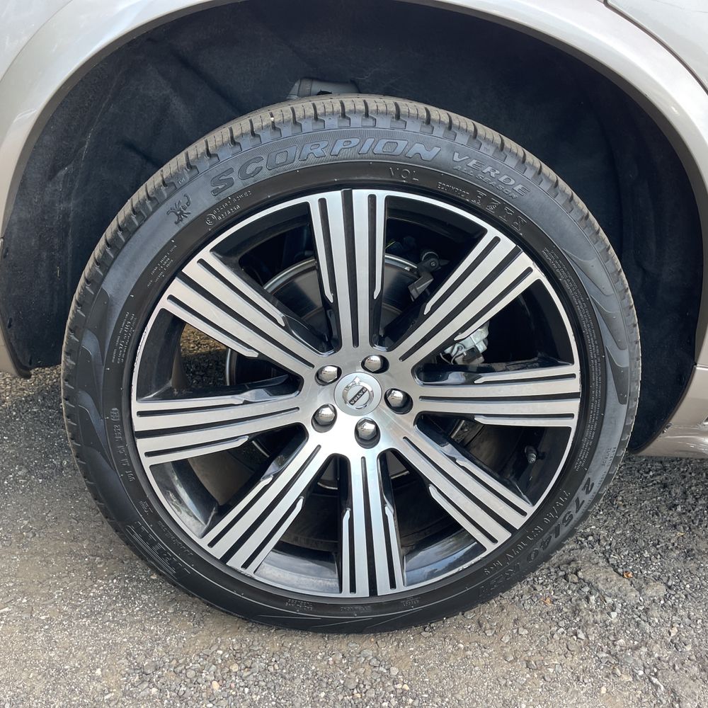 2024 Volvo XC90 B6 - Plus