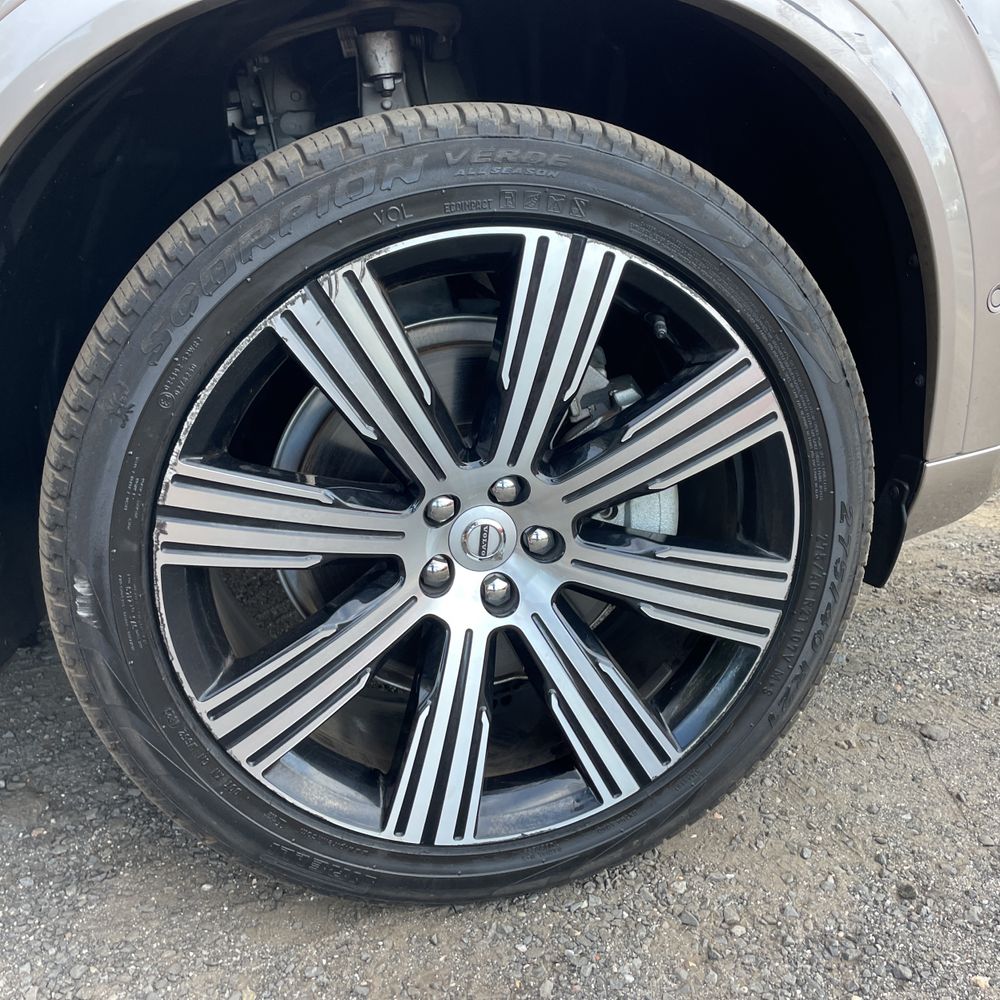 2024 Volvo XC90 B6 - Plus