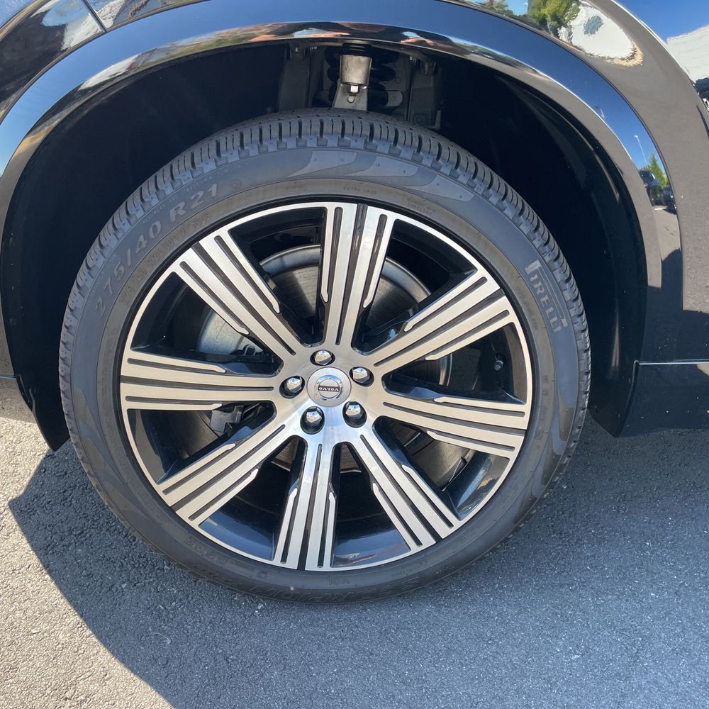 2025 Volvo XC90 B6 - Ultra