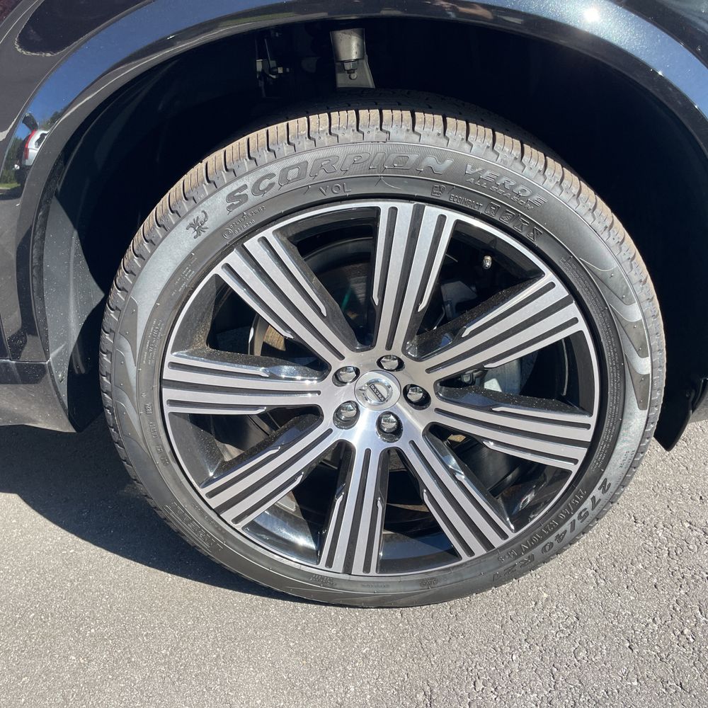2025 Volvo XC90 B6 - Ultra
