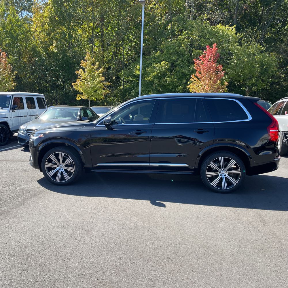 2025 Volvo XC90 B6 - Ultra