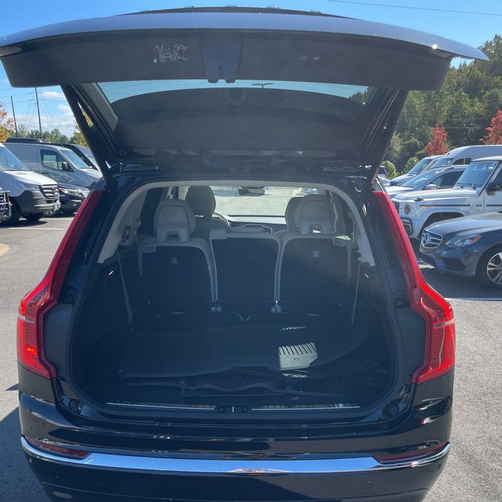 2025 Volvo XC90 B6 - Ultra