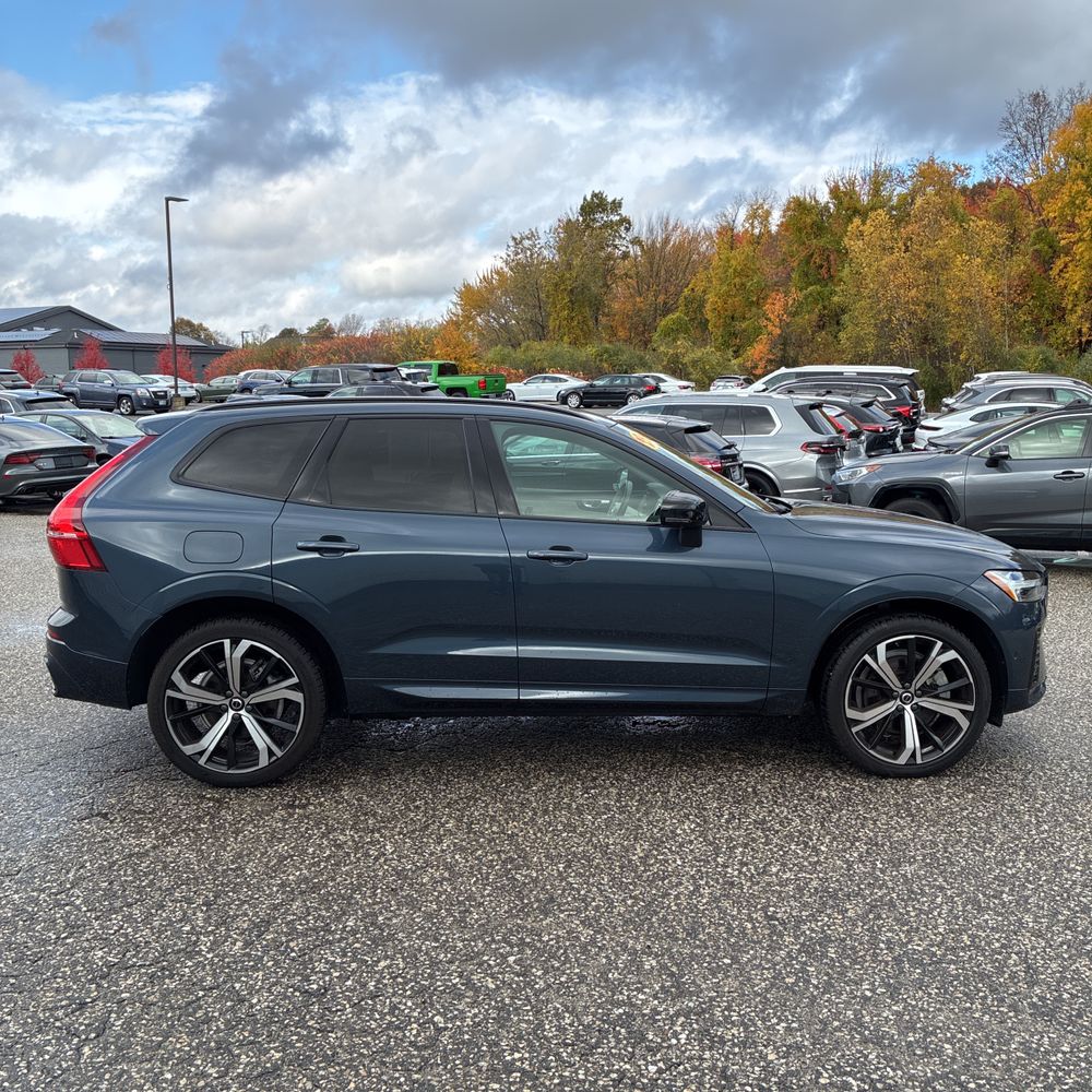 2023 Volvo XC60 B6 - Ultimate