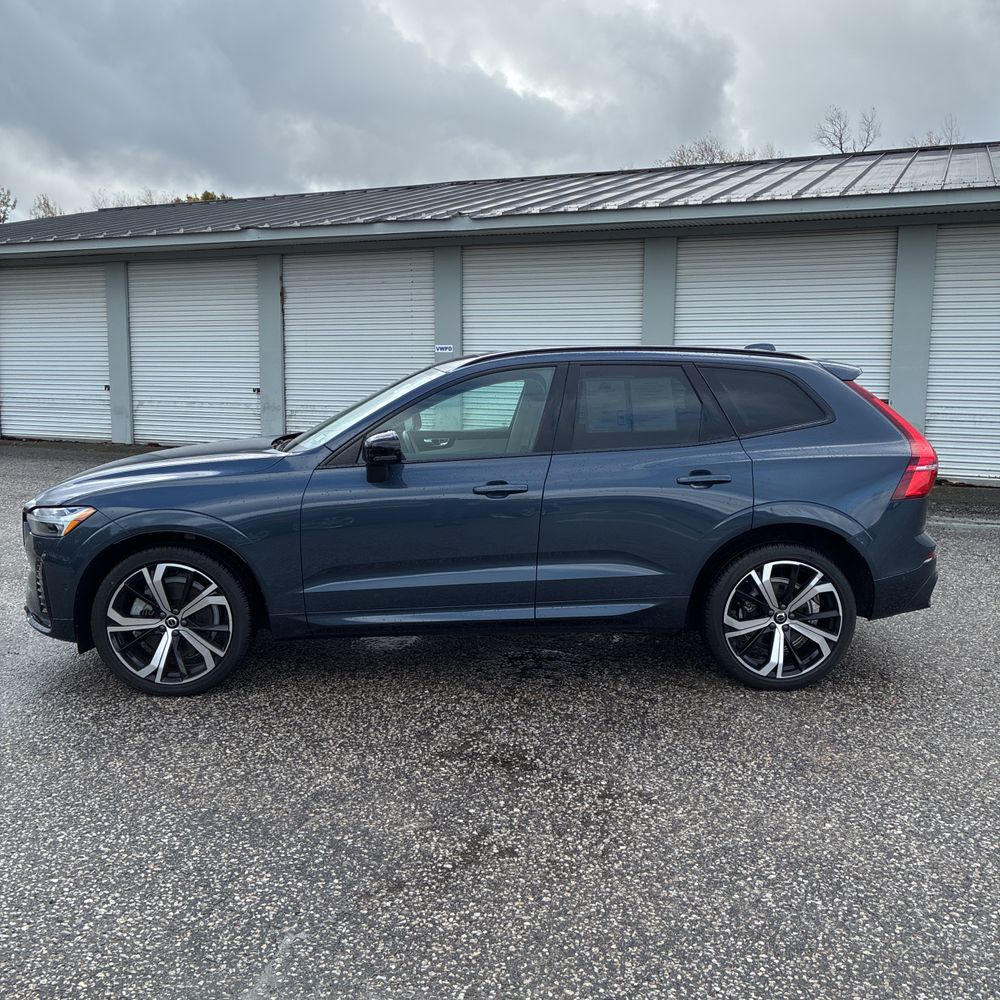2023 Volvo XC60 B6 - Ultimate