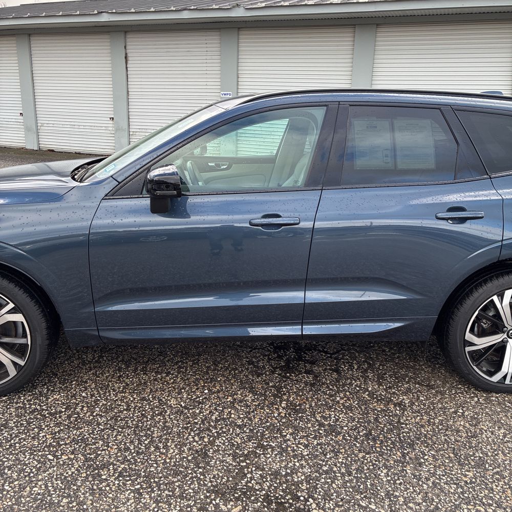 2023 Volvo XC60 B6 - Ultimate