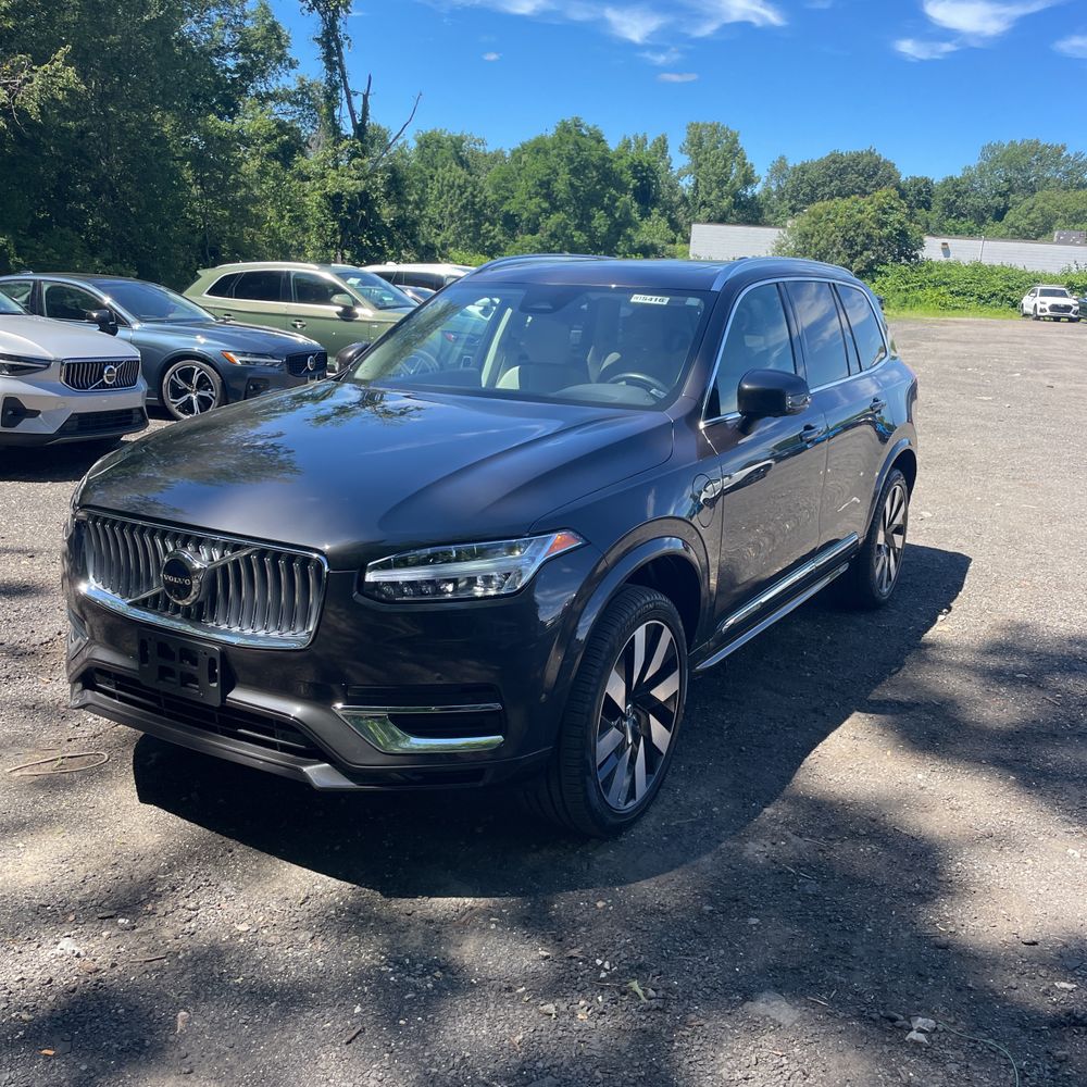 2024 Volvo XC90 T8 - Plus PHEV