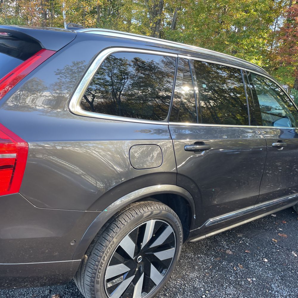 2024 Volvo XC90 T8 - Plus PHEV